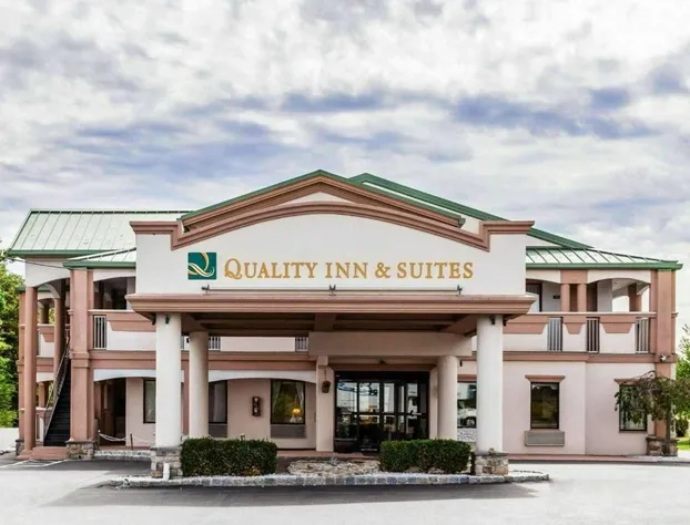 Quality Inn & Suites Quakertown - Allentown hotel detail image 1