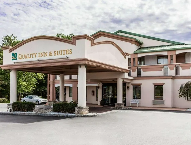 Quality Inn & Suites Quakertown - Allentown hotel detail image 1