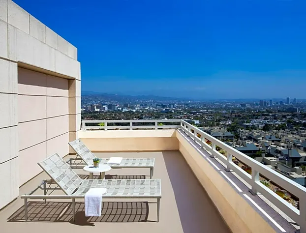 InterContinental Los Angeles Century City at Beverly Hills by IHG hotel detail image 2