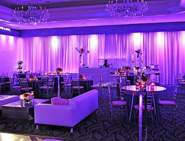 InterContinental Los Angeles Century City at Beverly Hills by IHG hotel detail image 4