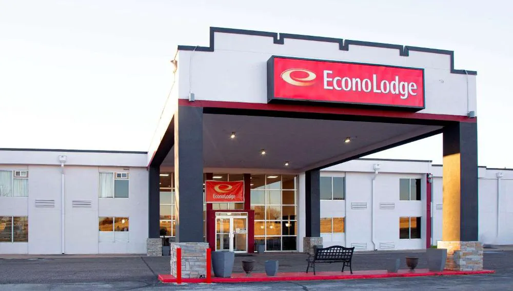Econo Lodge Ardmore hotel hero