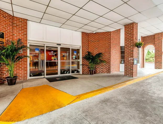 Comfort Inn Ballston hotel detail image 2