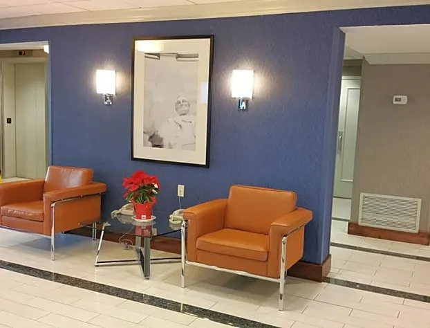 Wingate by Wyndham Springfield hotel detail image 3