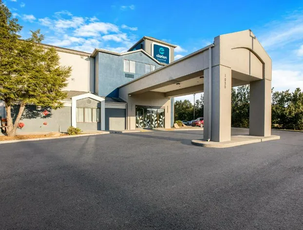 Clarion Pointe Sevierville-Pigeon Forge hotel detail image 4