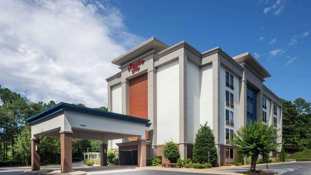 Hampton Inn Atlanta-Northlake hotel detail image 1