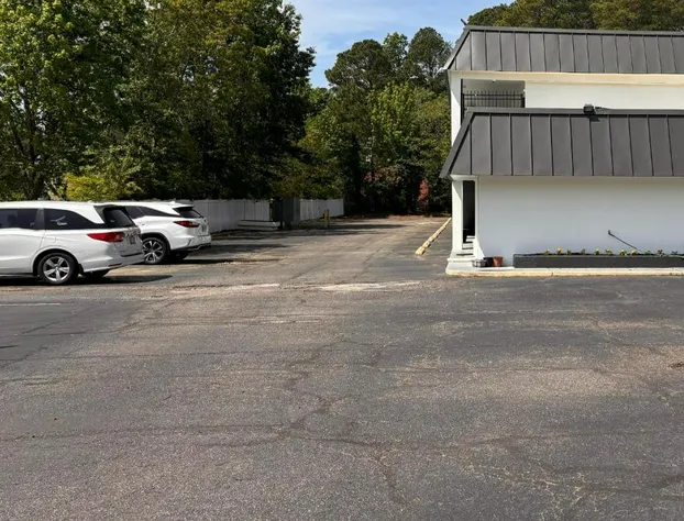 Sunrise Inn By OYO Newport News US-60 hotel detail image 3