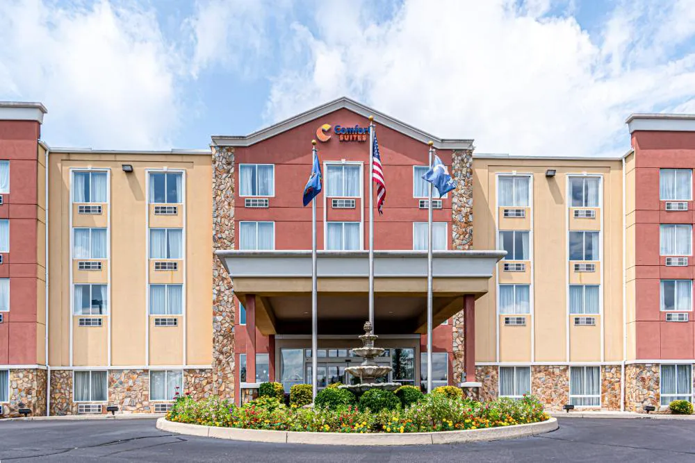 Comfort Suites Near Gettysburg Battlefield Visitor Center hotel hero