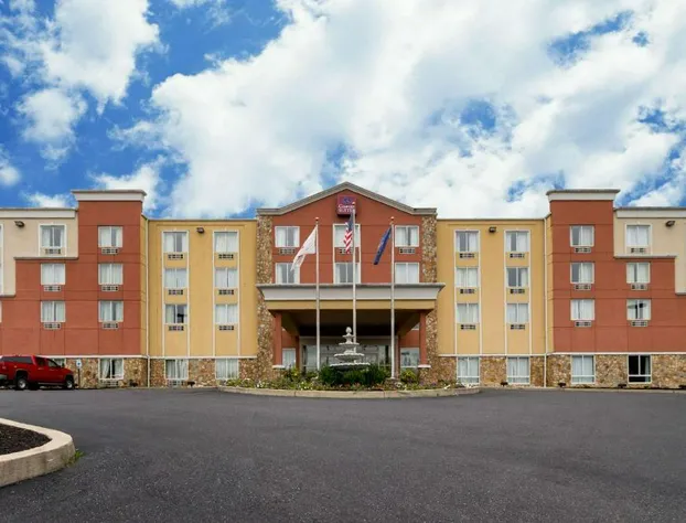 Comfort Suites Near Gettysburg Battlefield Visitor Center hotel detail image 2