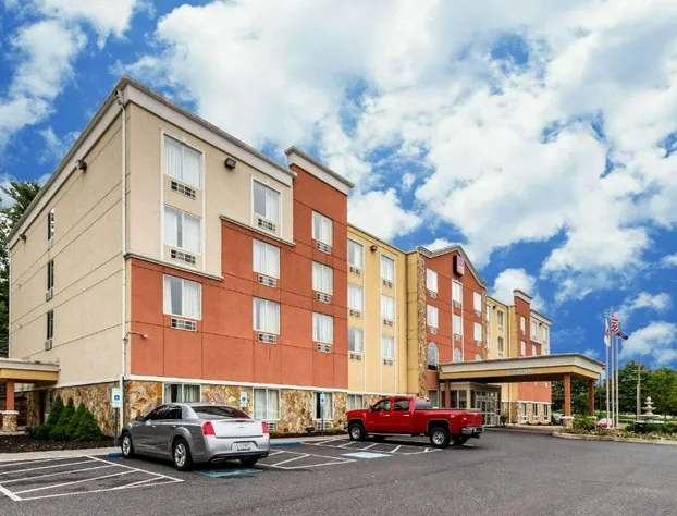 Comfort Suites Near Gettysburg Battlefield Visitor Center hotel detail image 4