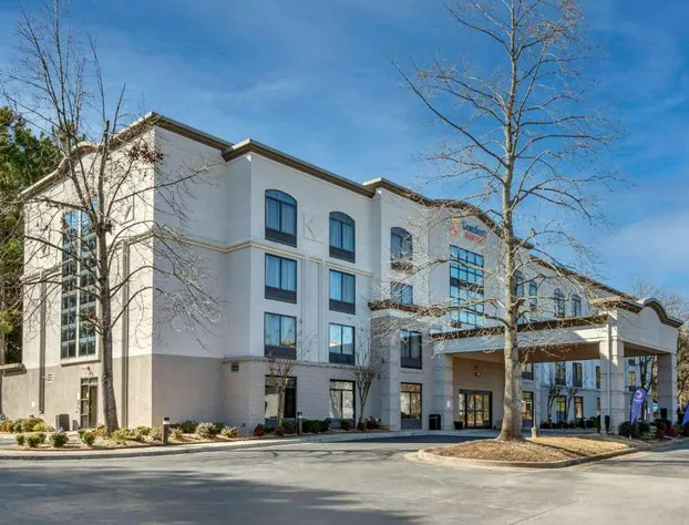 Comfort Suites Alpharetta/Roswell - Atlanta Area hotel detail image 1