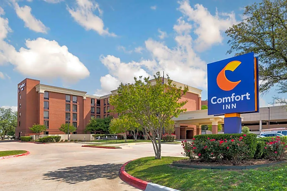 Comfort Inn Plano-Dallas hotel hero