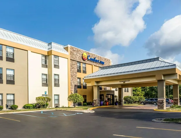 Comfort Inn Wings Stadium hotel detail image 1