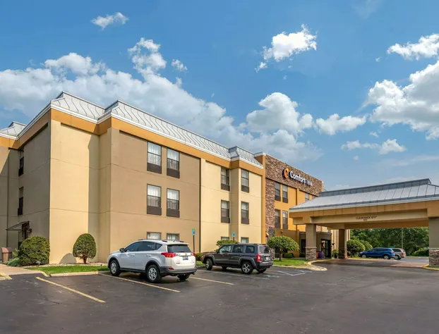 Comfort Inn Wings Stadium hotel detail image 2