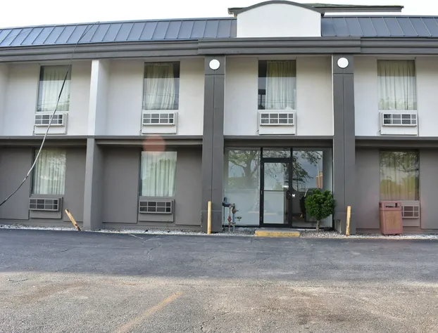 FairBridge Inn Express Melrose Park hotel detail image 3