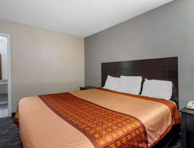 Rodeway Inn Clearwater - Largo hotel detail image 4