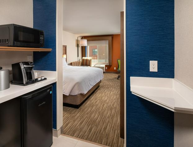 Holiday Inn Express & Suites Chatsworth by IHG hotel detail image 2