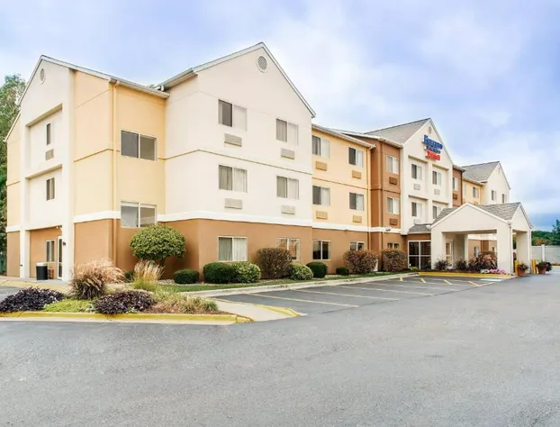 Fairfield Inn & Suites by Marriott Canton hotel detail image 1