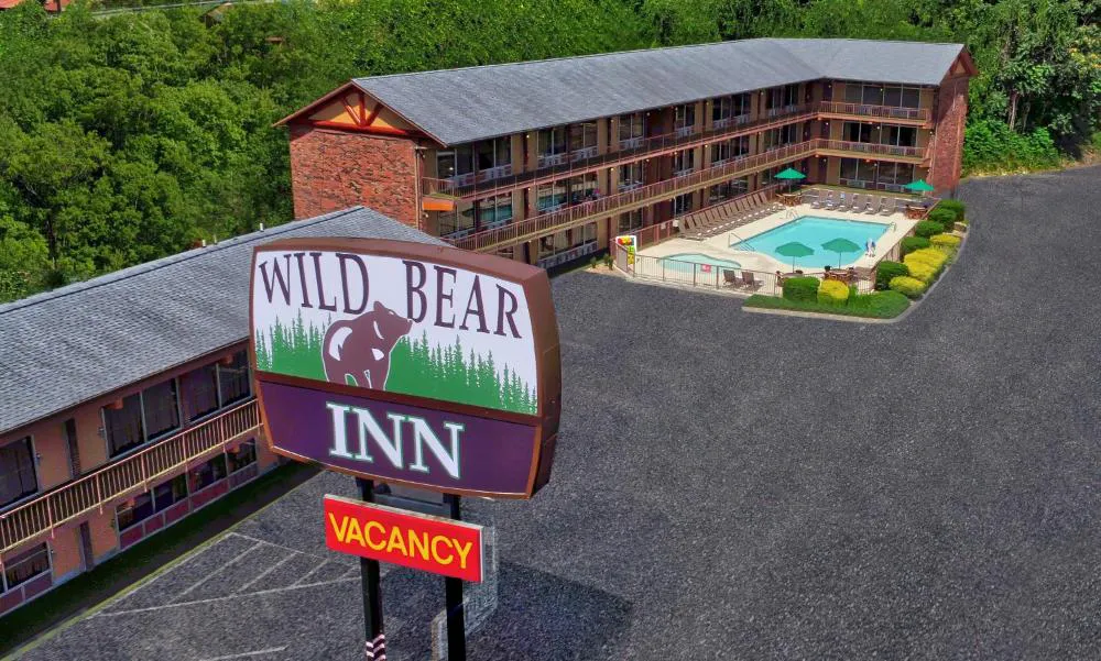 Wild Bear Inn hotel hero