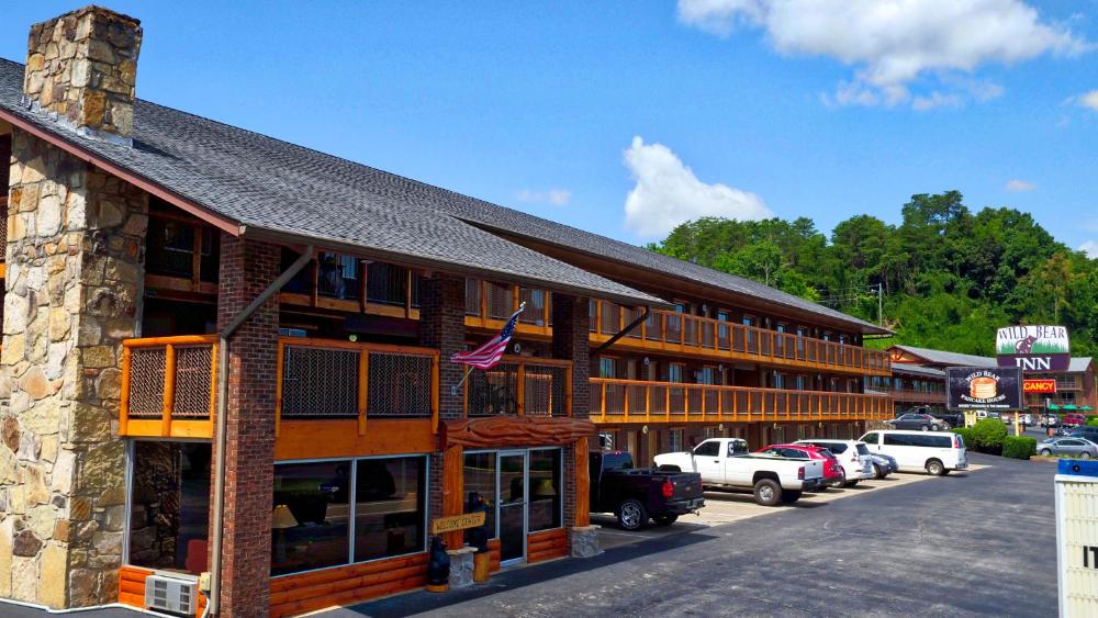 Wild Bear Inn hotel hero