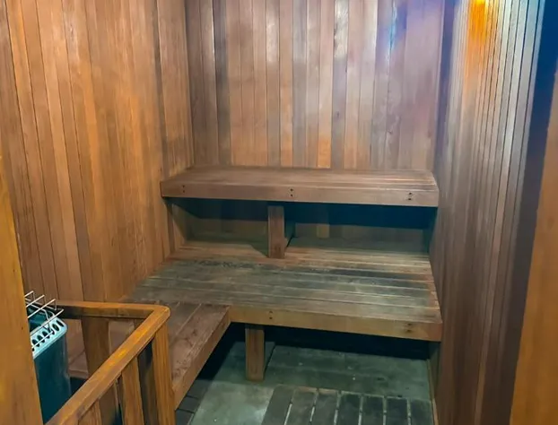 The Wave Manhattan Beach hotel detail image 2