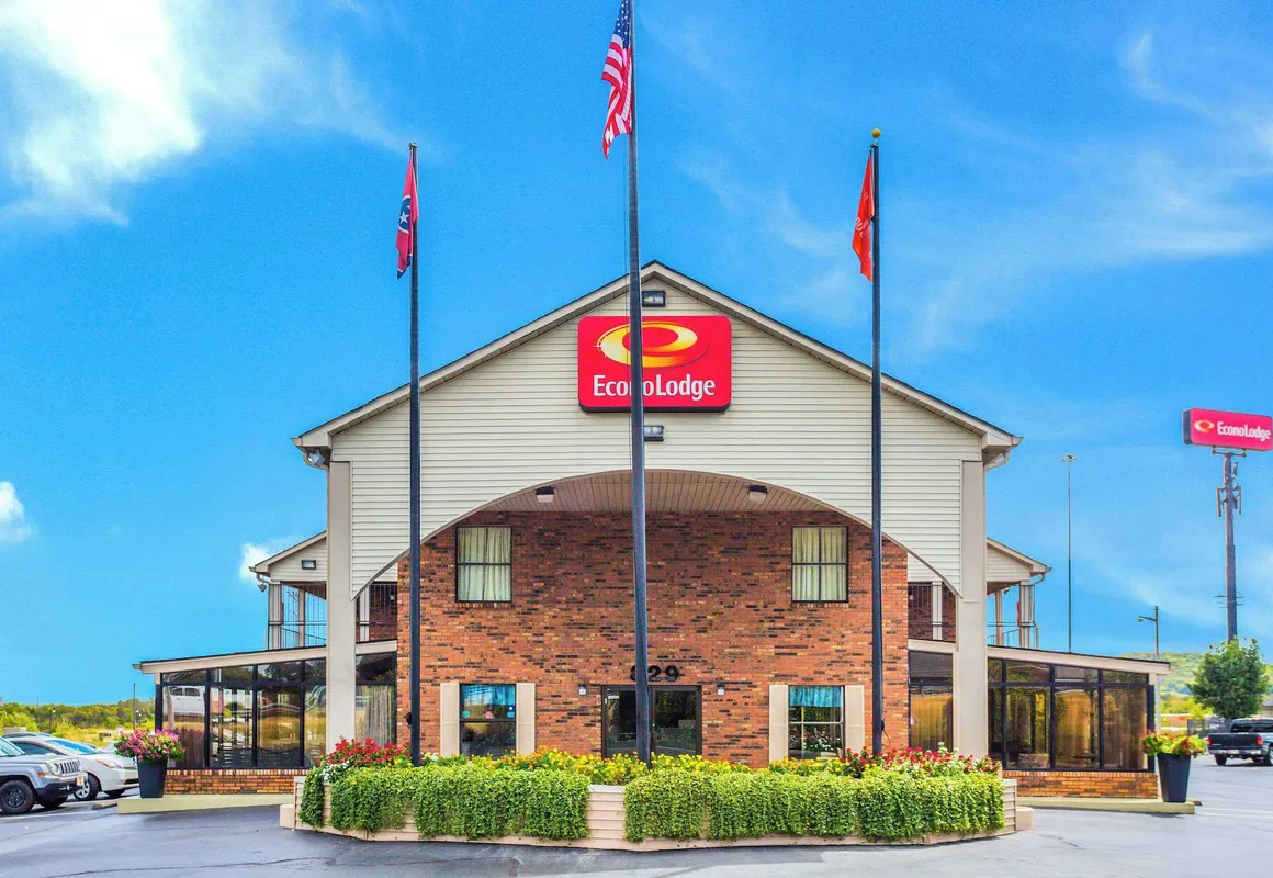 Econo Lodge Lebanon hotel hero