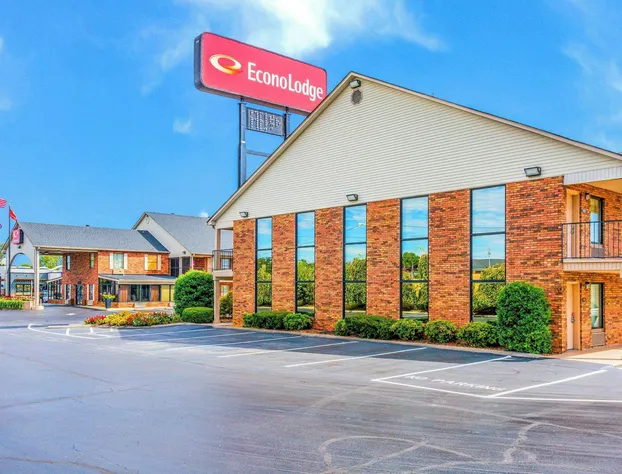 Econo Lodge Lebanon hotel detail image 2