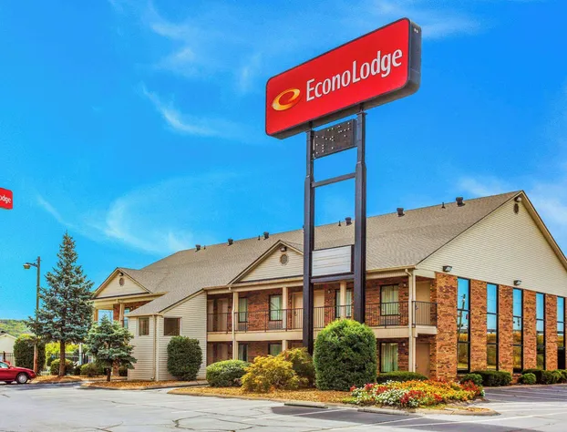 Econo Lodge Lebanon hotel detail image 3