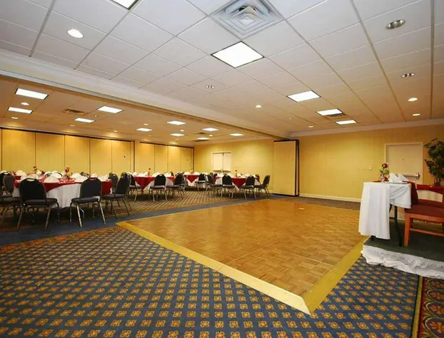 Comfort Inn - Springfield hotel detail image 2