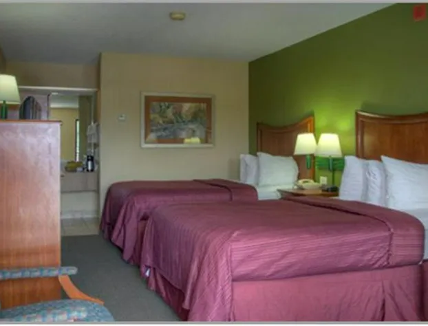 Quality Inn Merchants Drive hotel detail image 3