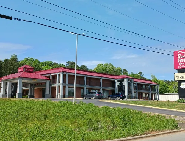 Red Roof Inn & Suites Scottsboro hotel detail image 2