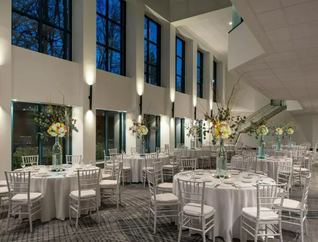 Falls Church Marriott Fairview Park hotel detail image 3