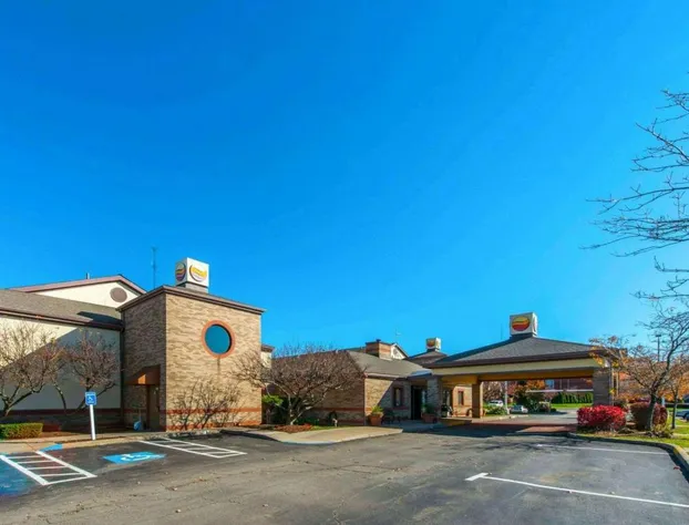 Comfort Inn & Suites Erie - Splash Lagoon Indoor Waterpark hotel detail image 2