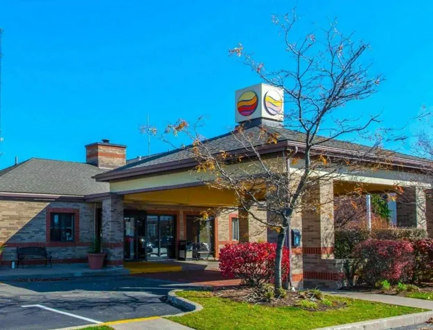 Comfort Inn & Suites Erie - Splash Lagoon Indoor Waterpark hotel detail image 1