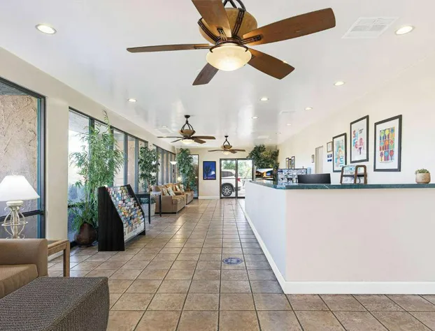 Travelodge by Wyndham Palm Springs hotel detail image 3