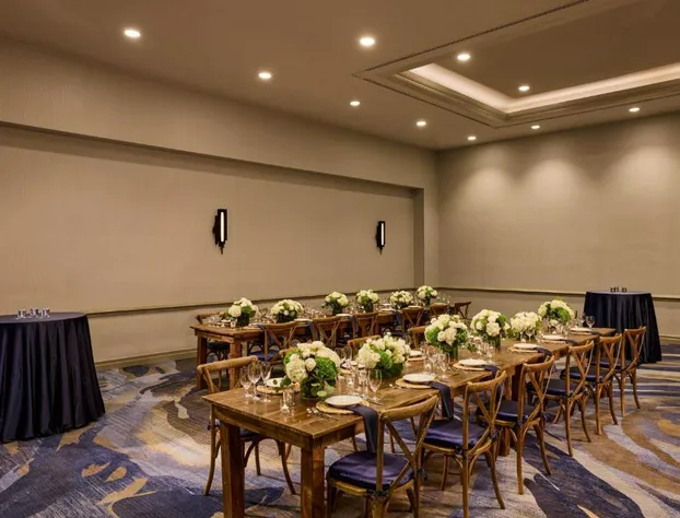 Marriott Marina del Rey hotel detail image 3