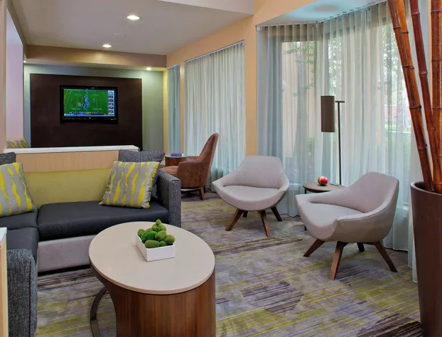 Courtyard by Marriott Orlando International Dr / Conv Cntr hotel detail image 2