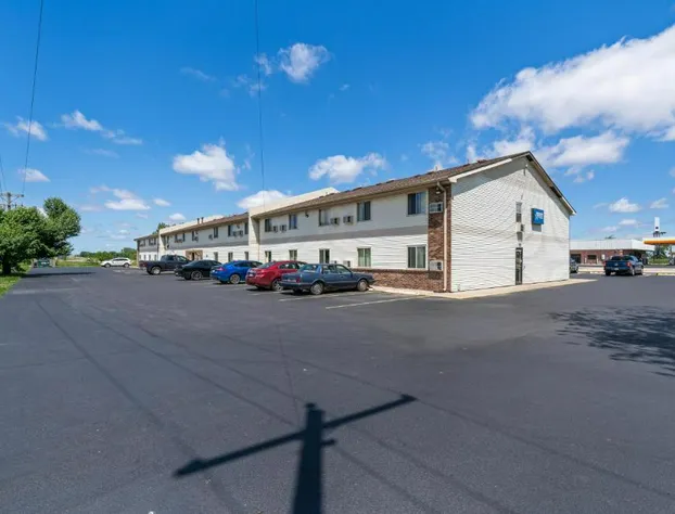 Americas Best Value Inn Decatur, IL hotel detail image 1