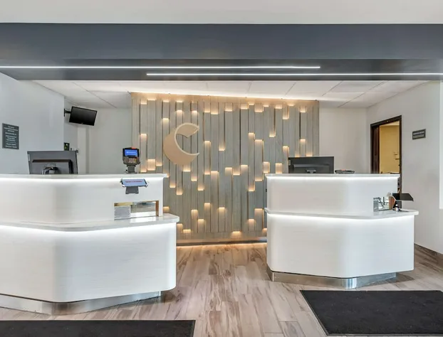 Comfort Inn & Suites Arlington Heights - Buffalo Grove hotel detail image 3