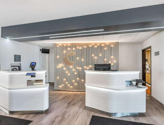 Comfort Inn & Suites Arlington Heights - Buffalo Grove hotel detail image 4