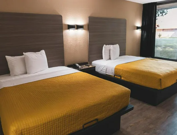 Express Inn & Suites hotel detail image 4