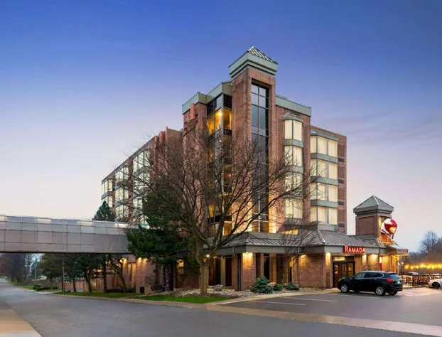 Ramada Plaza by Wyndham Niagara Falls hotel detail image 2