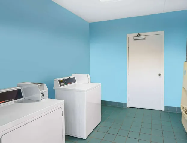 Baymont by Wyndham Gallatin hotel detail image 3