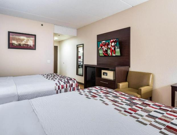 Red Roof Inn Palatine hotel detail image 1