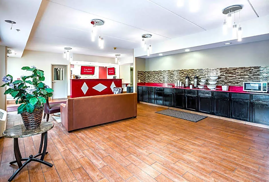 Red Roof Inn Palatine hotel hero