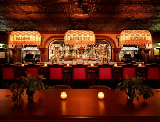 Graduate by Hilton Knoxville hotel detail image 3