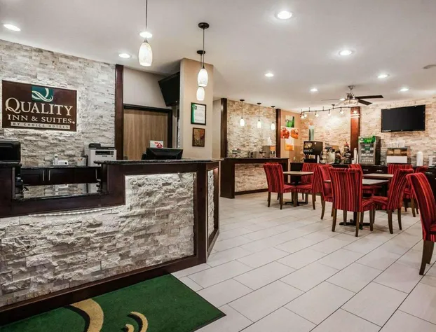 Quality Inn & Suites Des Moines Airport hotel detail image 3