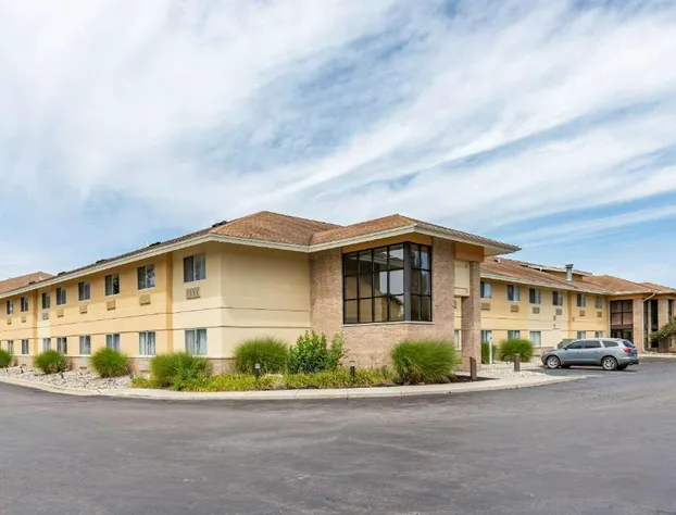 Comfort Inn Okemos - East Lansing hotel detail image 2
