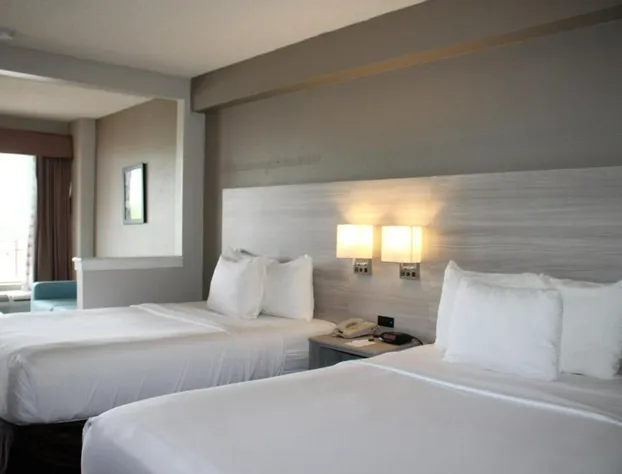 Boca Suites Deerfield Beach, SureStay Collection by BW hotel detail image 4