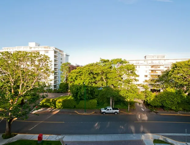 Oak Bay Beach Hotel hotel detail image 4
