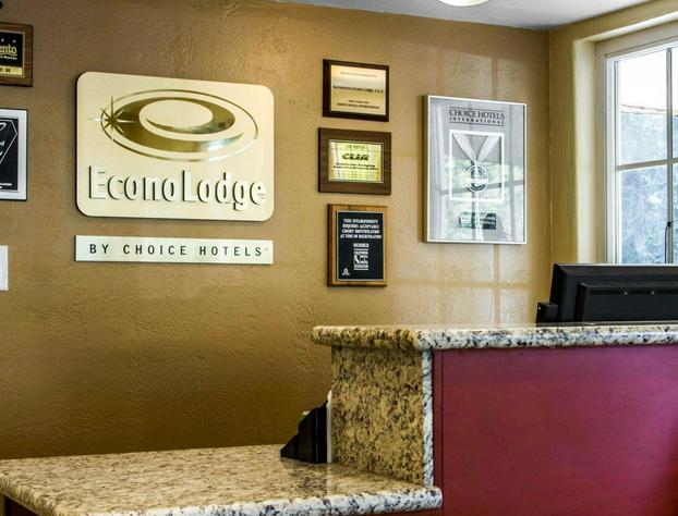 Econo Lodge Sacramento Convention Center hotel detail image 4